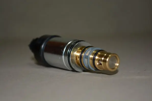 Producto Repuesto Válvula electrónica K084