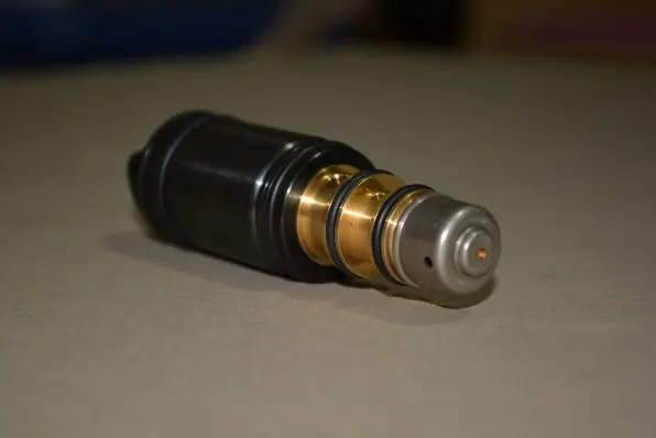 Producto Repuesto Válvula electrónica K041